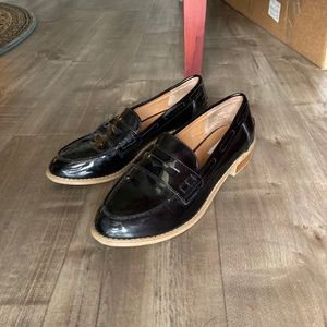 Steve Madden Black loafers size 9.5